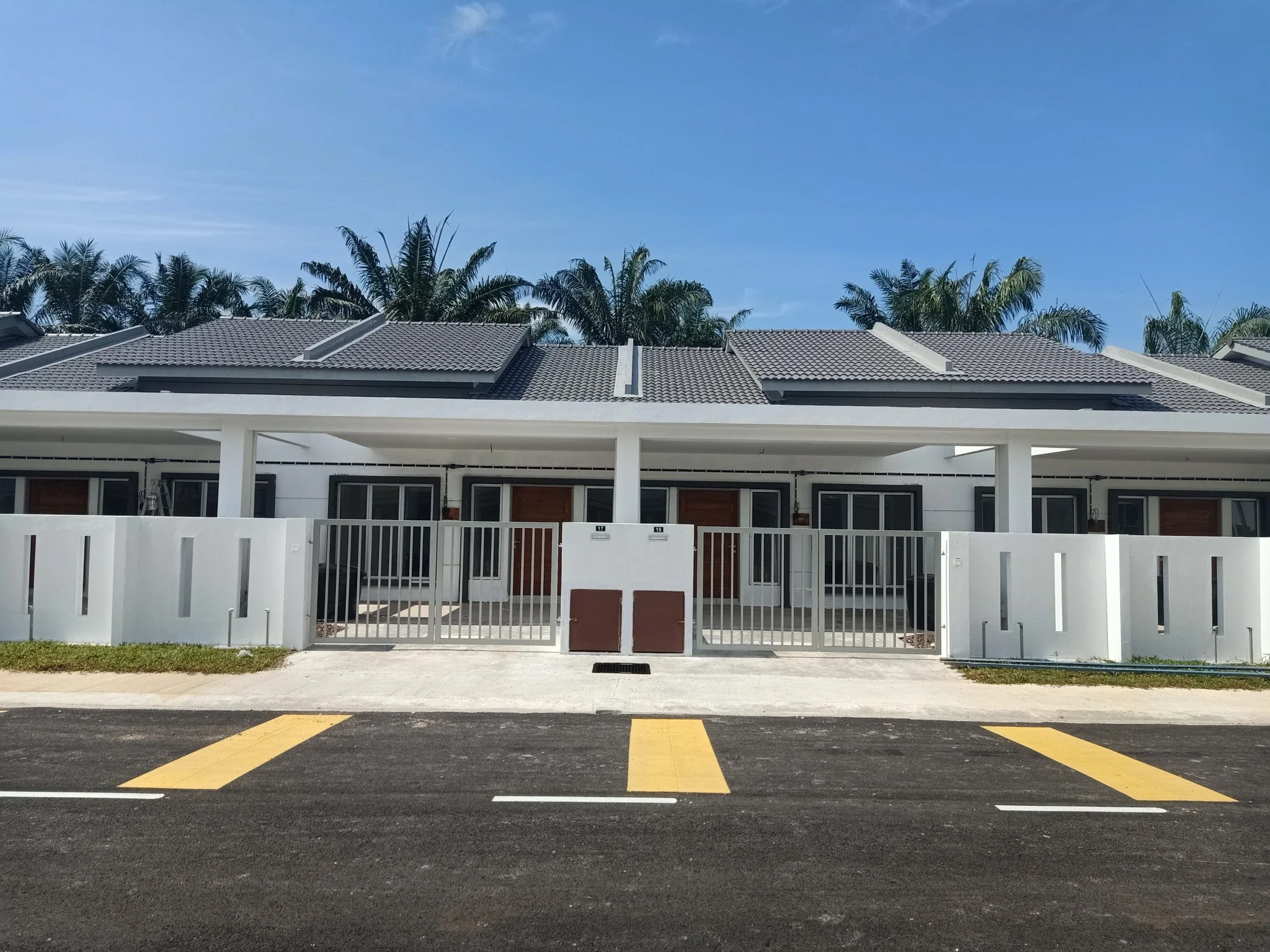 Completed terrace houses at Taman Sungai Pinang, Pulau Indah
